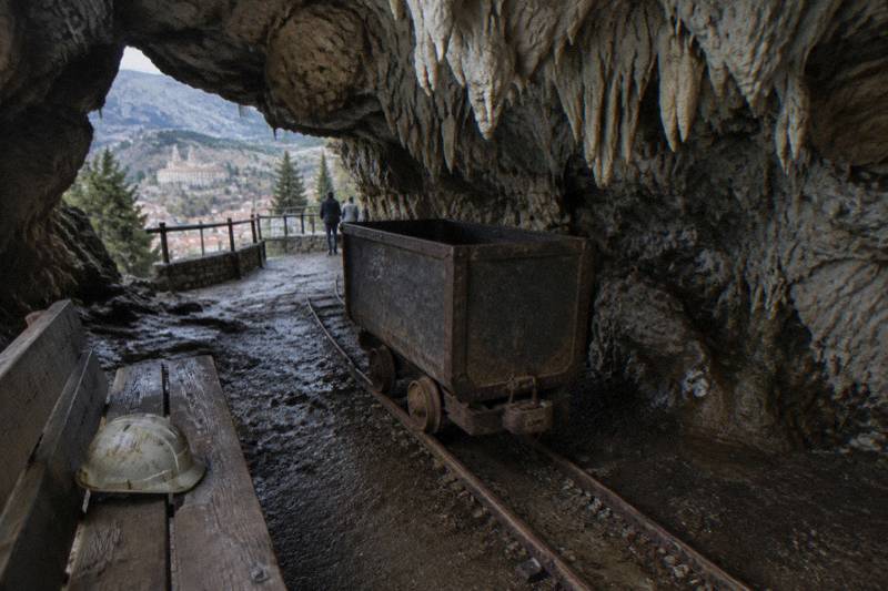 Lipa Cave and Train Ride