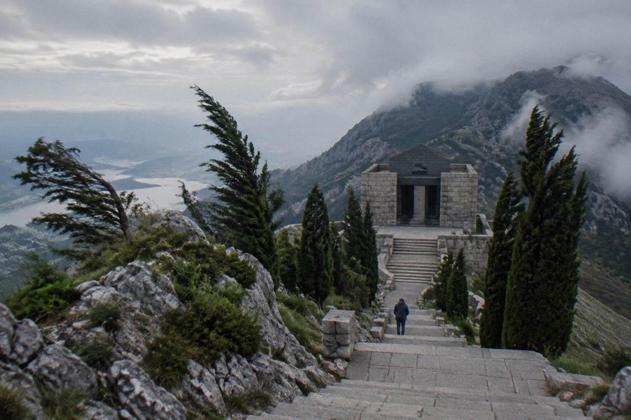lovcen and cetinje tours