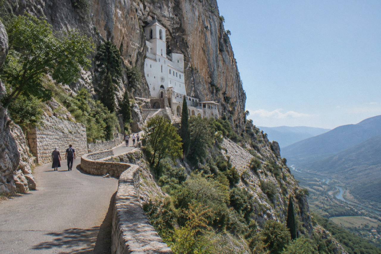 ostrog monastery tours